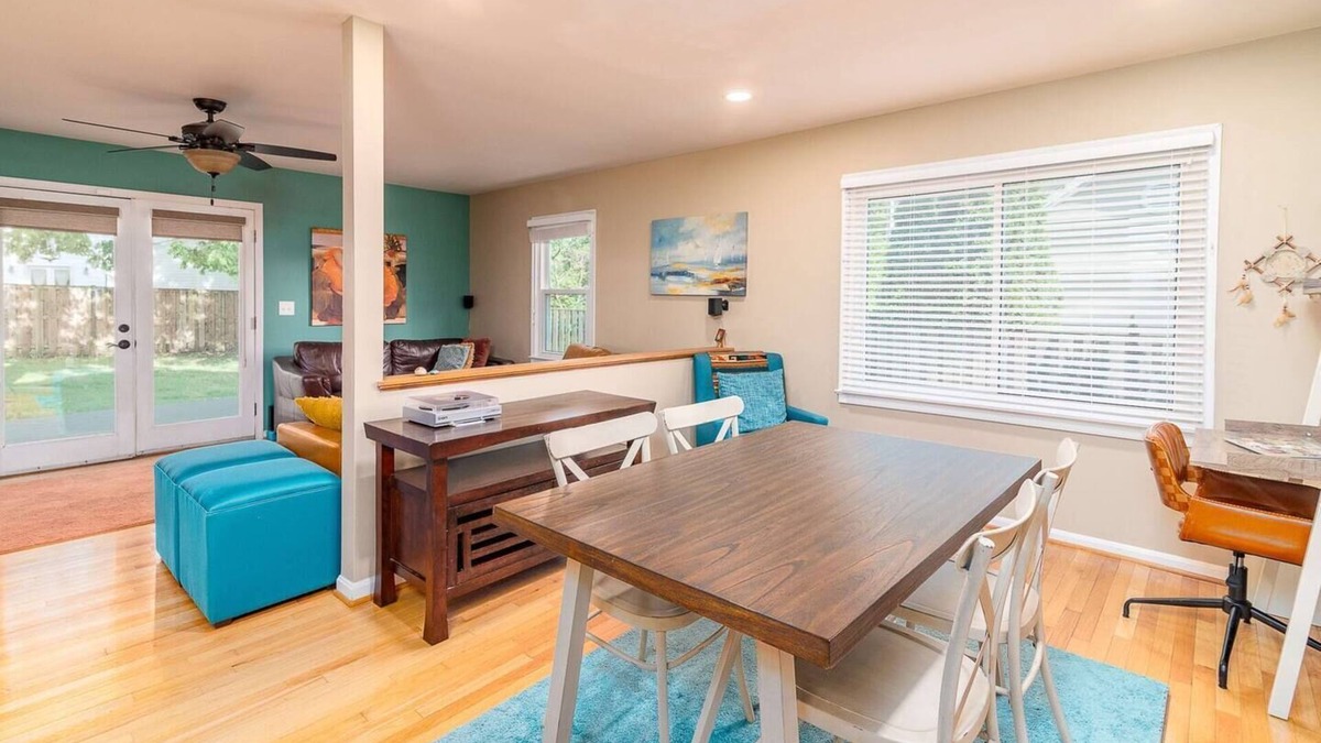 Fairfax House | ✨ Ultimate Fairfax Stay | Work & Explore | Near DC, Metro, Dining! ✨