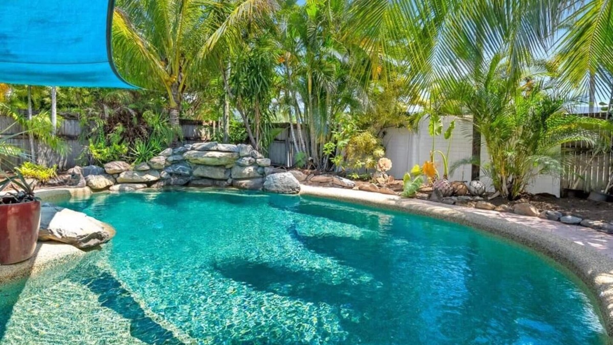 Kewarra Beach House | Ultimate heaven of comfort and relaxation. Entire house, large private pool.