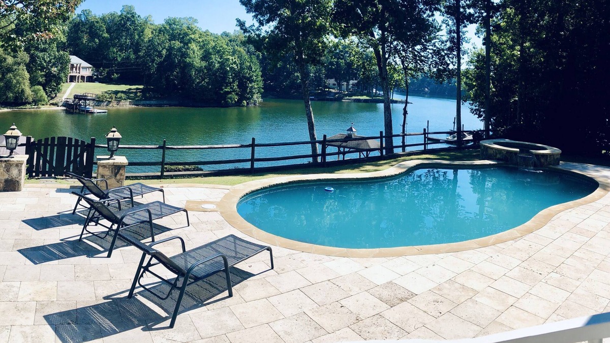 Bowling Green House | Ultimate Lakeside Retreat - Pool, Hot Tub, Private Dock, Outdoor Fireplace,