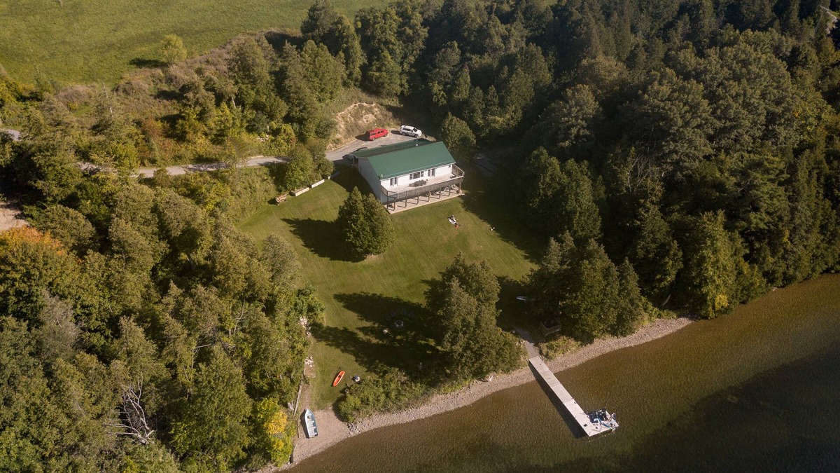 Frontenac Cottage | Ultimate privacy on 10 acres, weed free shoreline, beautiful sunsets, Wolfe Lake