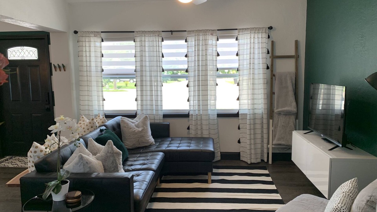 Coquina Key House | Ultra-cute, newly renovated modern 2/1 home