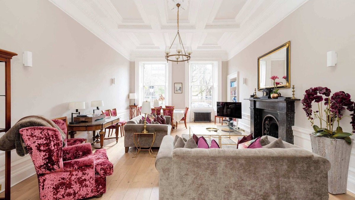 West End Apartment | Ultra Luxe Home near Princes Street
