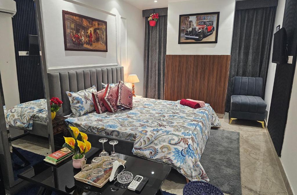 Chandigarh Apartment | Ultra Luxury Cool Flat By Bliss Stay