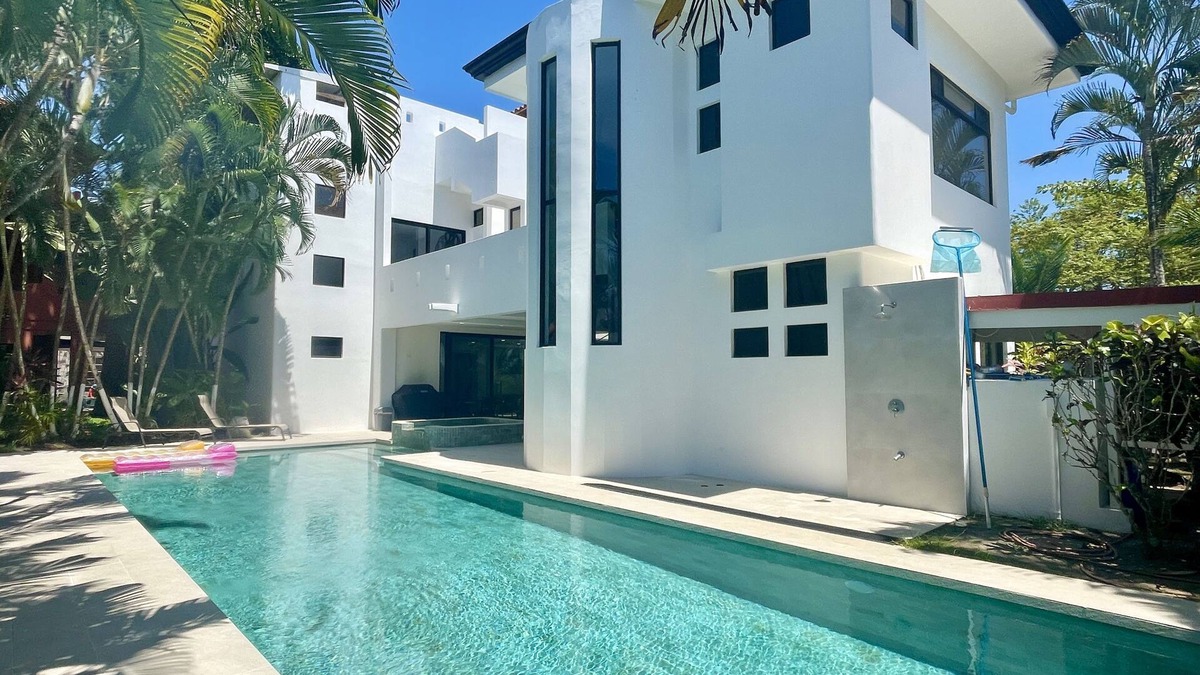 Playa Hermosa Condo | Ultra Luxury Villa 6 bedroom Villa - Private Pool on the beach!