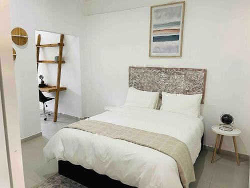 Bulawayo Apartment | Ultra modern 2 bedroomed apartment - 2082