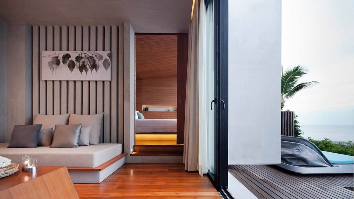 Khuekkhak Villa | Ultra Spacious Beachfront Grand Pool Villa