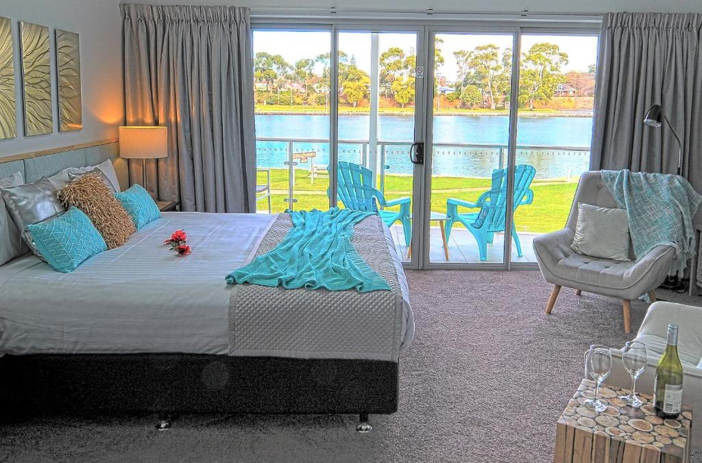 Ulverstone Apartment | Ulverstone River Edge HolidayApartments