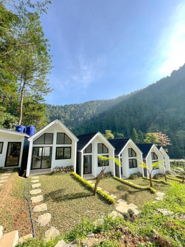 Hargomulyo Cabin | Ulya Cabin Tawangmangu Private Pool Air Hangat