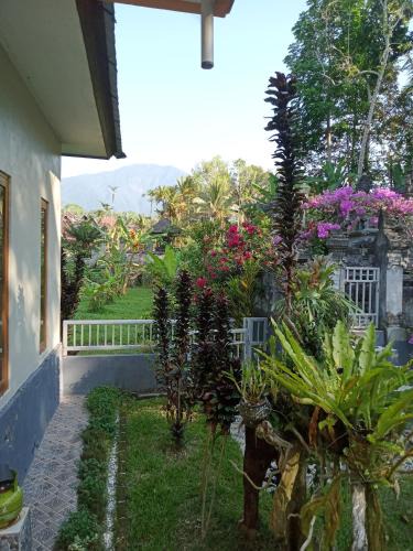 Penebel Apartment | umah kampung bendul