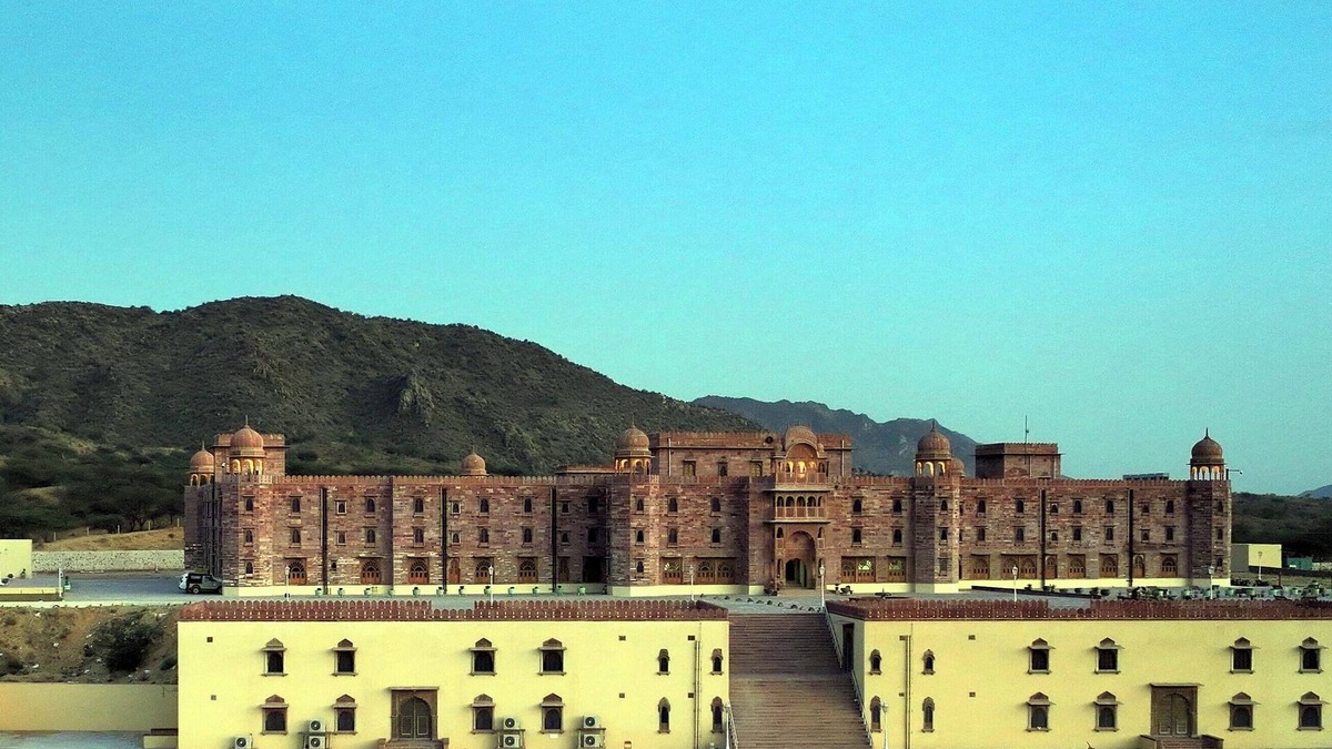 Pushkar Hotel | Umaid Mahal Palace