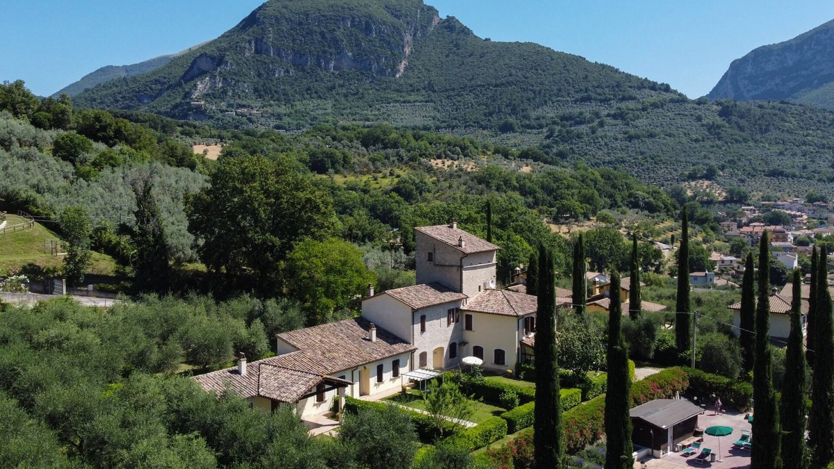 Precetto Apartment | UMBRIANO: Three-room apartment in farmhouse with swimming pool, Marmore Falls