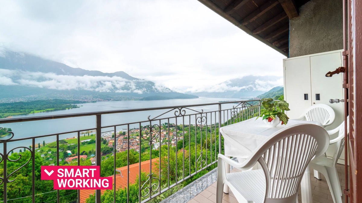Cerceno Apartment | Un Balcone sul Lago by Wonderful Italy