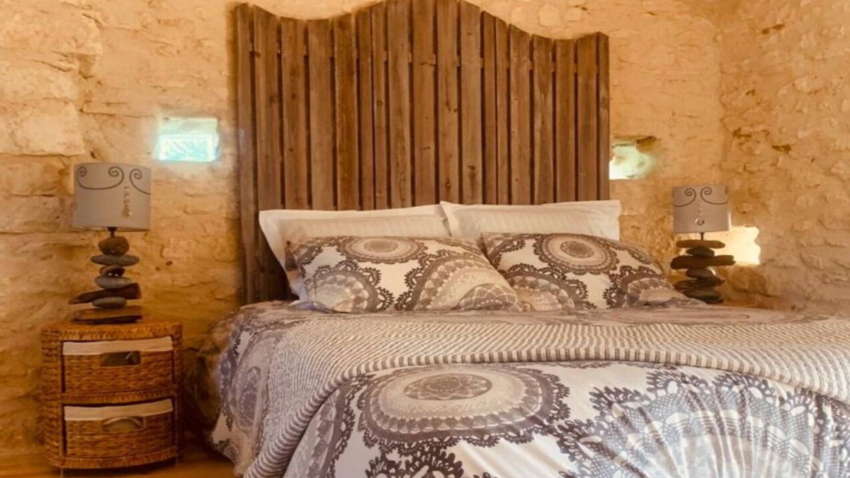 Saint-Andre-de-Lidon House | Un Gîte Spacieux et Charmant : Les Charmines