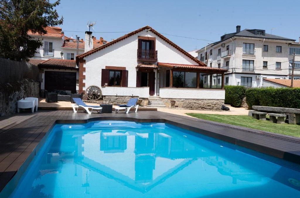 El Espinar House | UN PASEO POR LAS NUBES