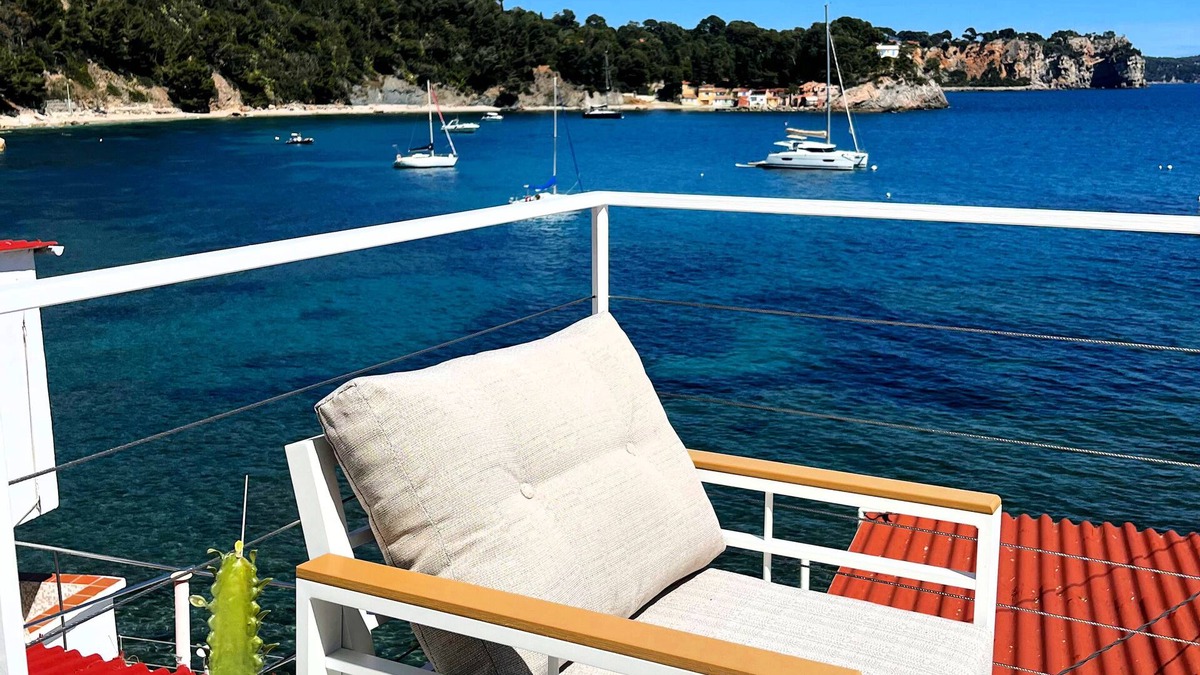 Le Mourillon Apartment | Un Petit Coin de Paradis
