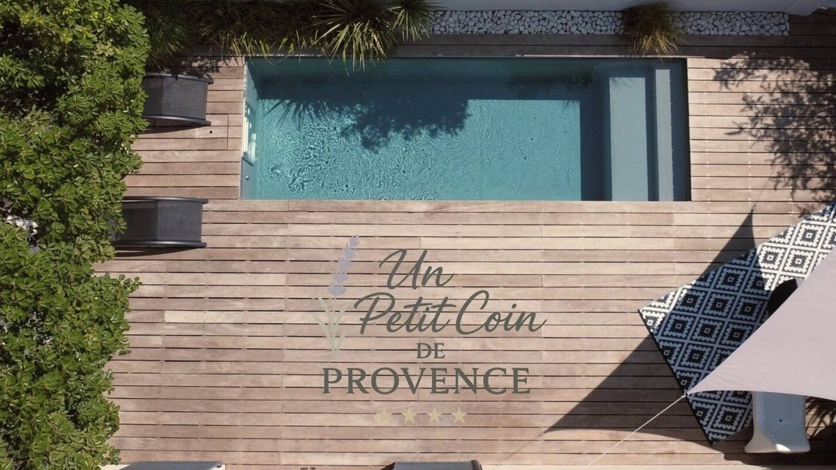 Istres House | Un Petit Coin De Provence - Istres - Modern house with heated pool, beaches