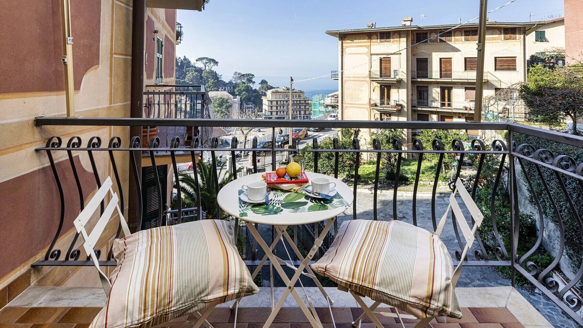 Camogli Apartment | Una Palma a Camogli by Wonderful Italy