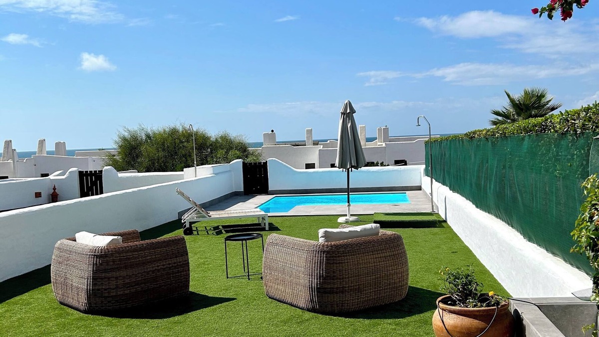 Sector N - Nutria Villa | Unbeatable location, right on the beach, house for 8-10 people