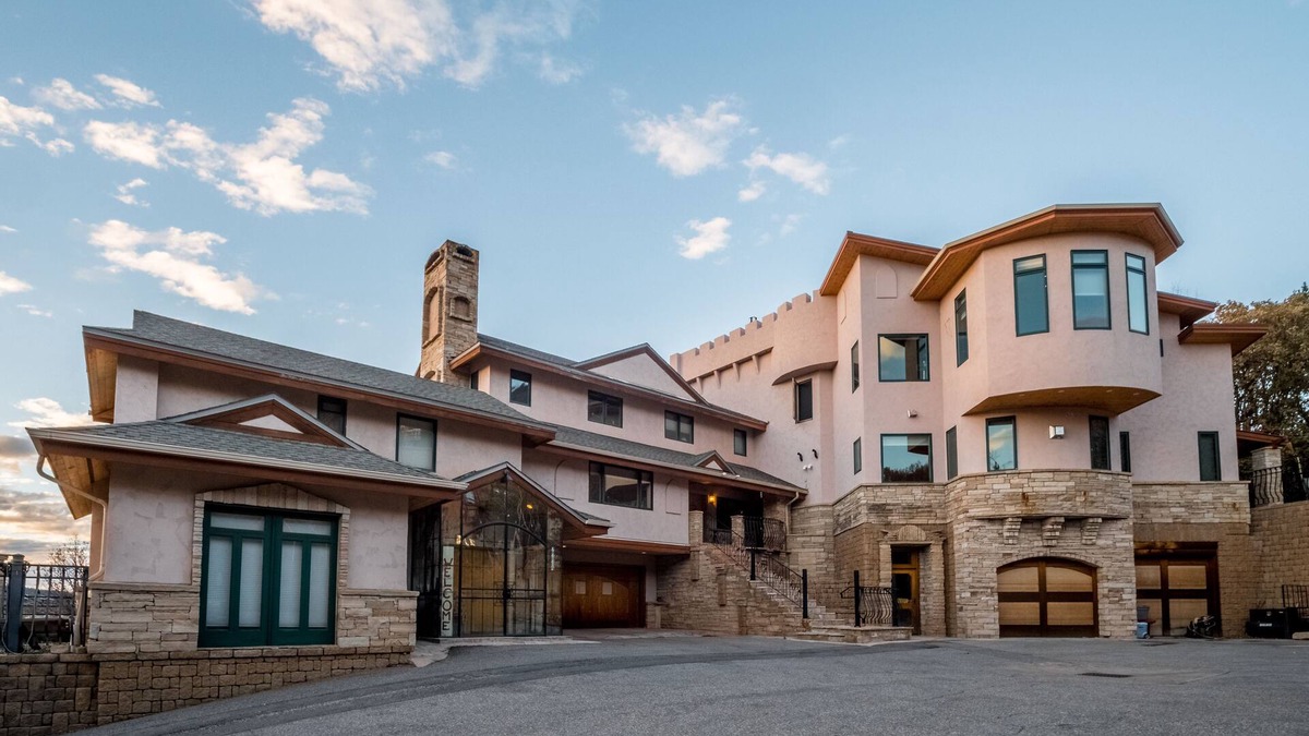 Steamboat Springs House | Under the Gondola - Sleeping Giant Suite, Dog Friendly! #VHR-13-03