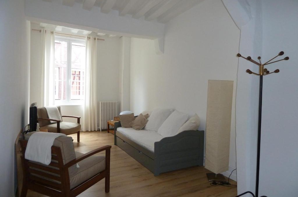 Rouen City Centre Bed & Breakfast | Une Chambre Dans L'atelier De R