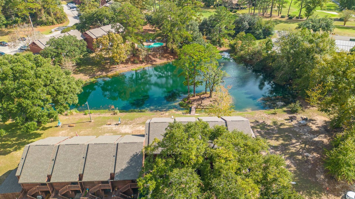 Diamondhead Condo | unFOREgettable 19th hole - steps from the Country Club, Golf & Pools - Pets OK!