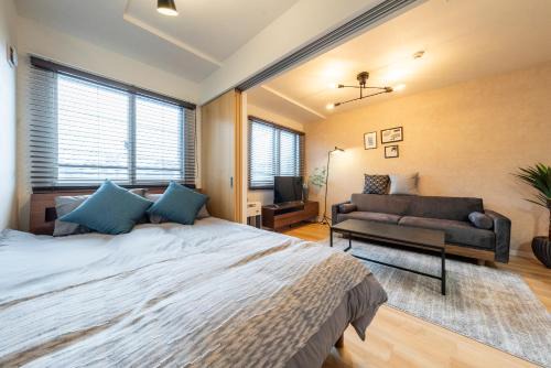 Higashi Apartment | Unify