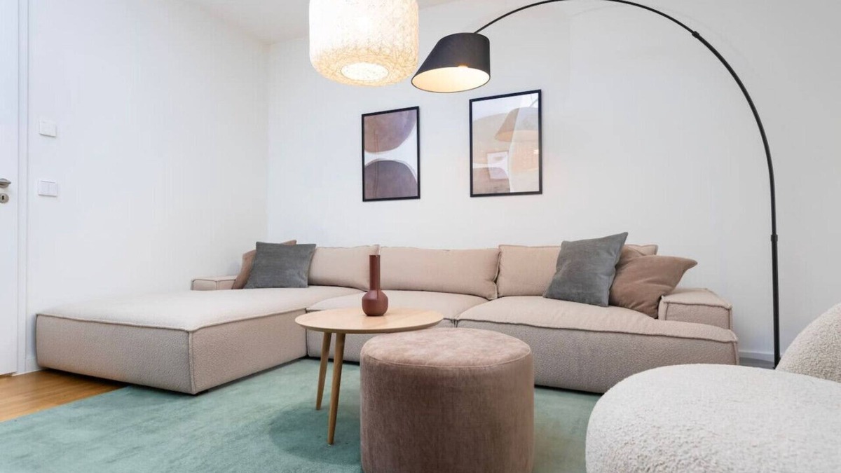 Innere Vorstadt Apartment | UNiQE Apartments 3R 104m2 | city center+free parking