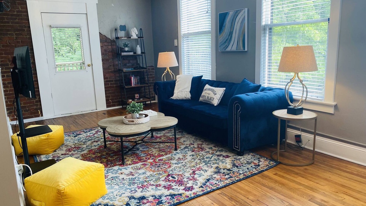 Jonesborough Apartment | Unique 1 Bedroom Apartment in the heart of downtown Jonesborough