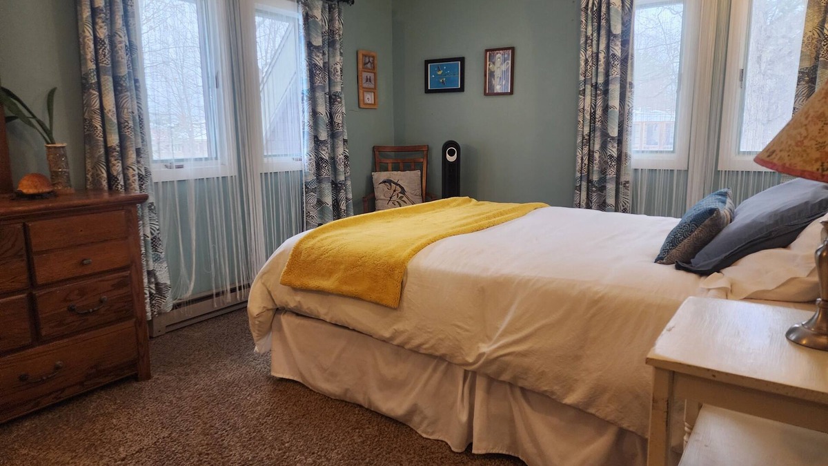 Malletts Bay House | Unique 2-bedroom house near Lake Champlain