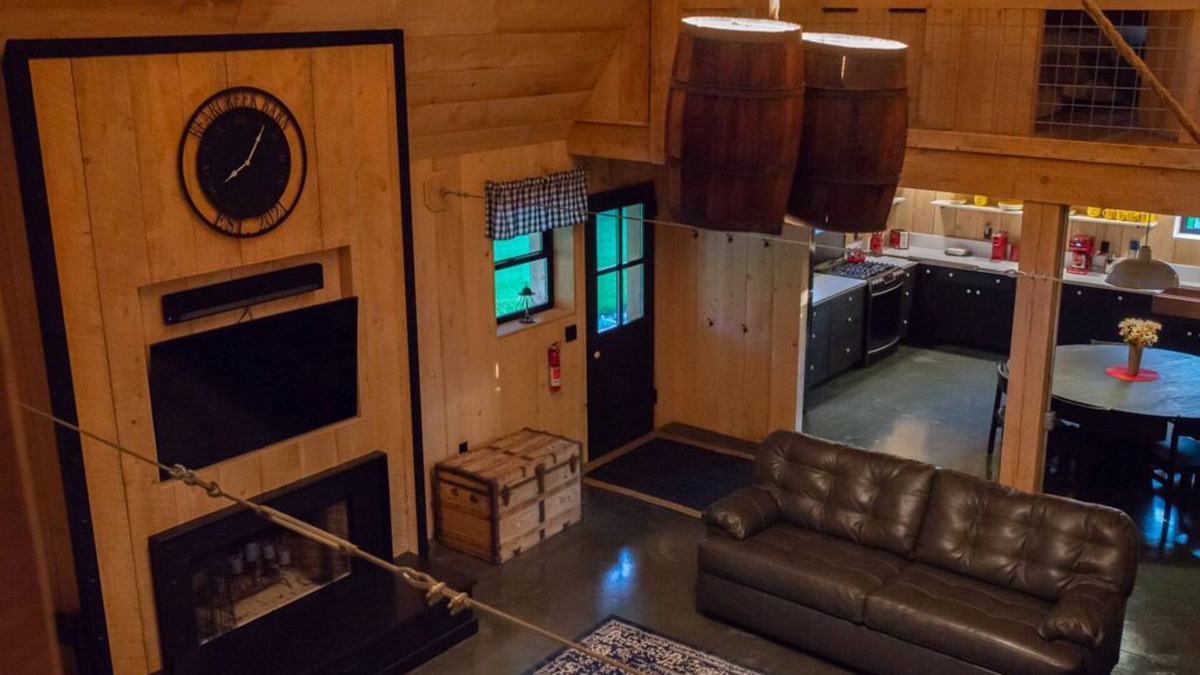 Sarver House | Unique 3 bedroom barn with a fireplace and pond