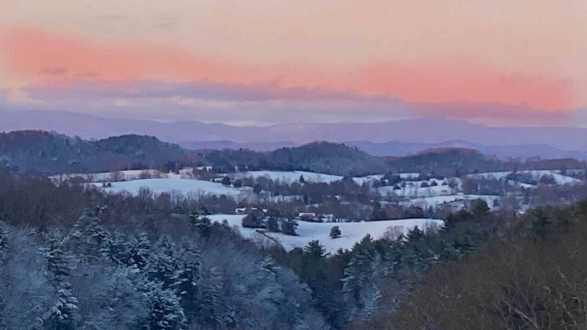 Damascus Apartment | Unique 4 ac. private country estate, stunning views, 1/4 mile to Va. Creeper!