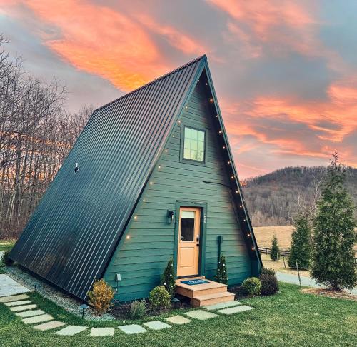 Etlan House | Unique a frame cabin located near Old Rag Mountain