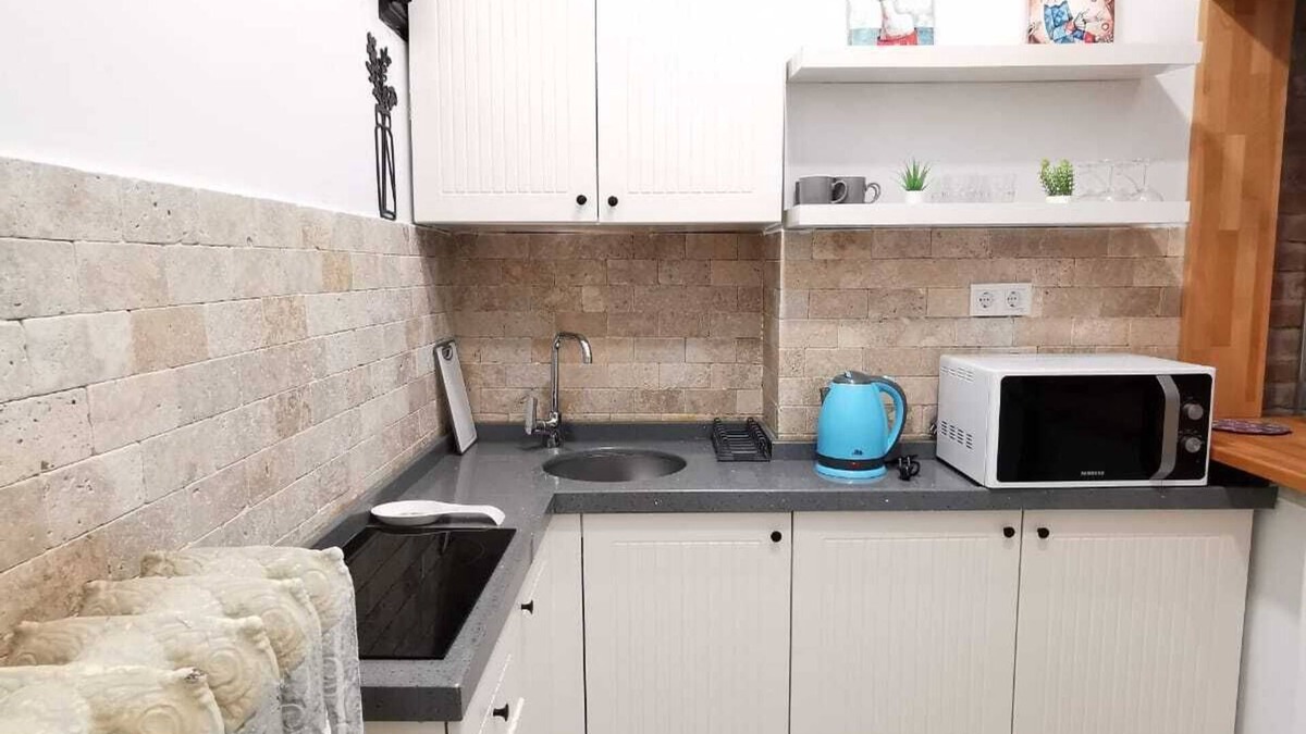 Talimhane Apartment | Unique and Cozy Apartment at Taksim City Center Z7