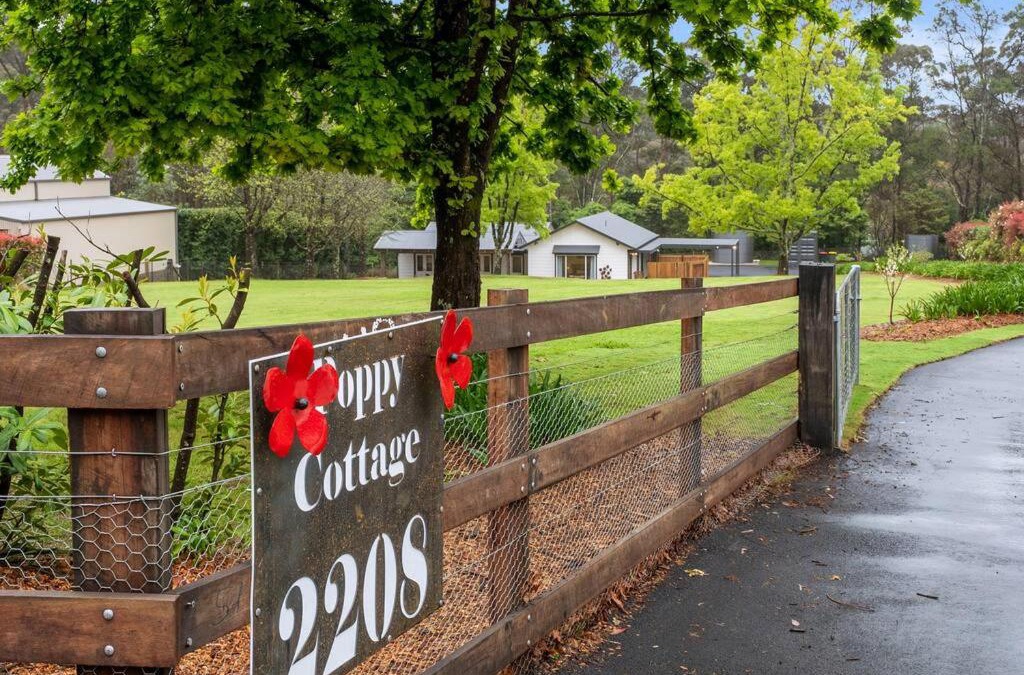 Bilpin House | Unique and secluded Poppy Cottage