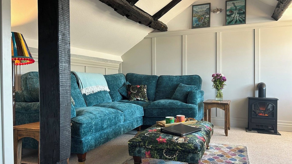 Cartmel Apartment | Unique apartment in Cartmel centre. Unrivalled location.Garden.Fab views.Sleeps4