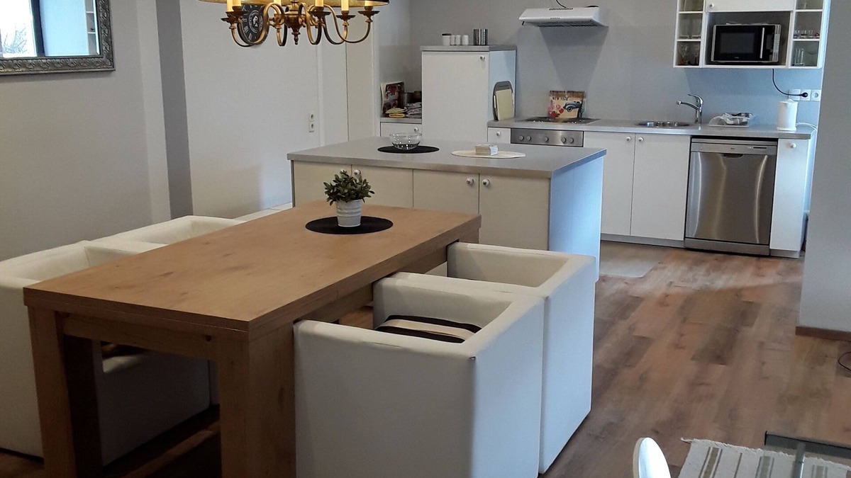 Sankt Ingbert Apartment | "Unique apartment with 2 bedrooms and wallbox for electric car"