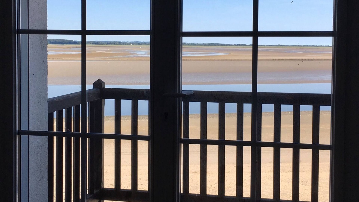 Le Crotoy Apartment | UNIQUE: Balcony with breathtaking views of the Bay of the Somme