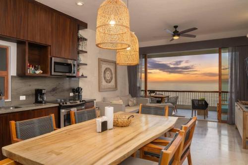 San Jose del Cabo Apartment | Unique BEACH FRONT condo with concierge