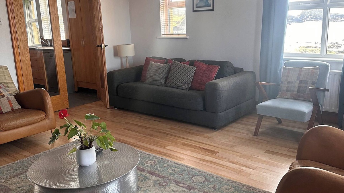Ballycastle Cottage | Unique beachfront cottage retreat in Ballintoy Harbour, sleeps 7-8, dog friendly