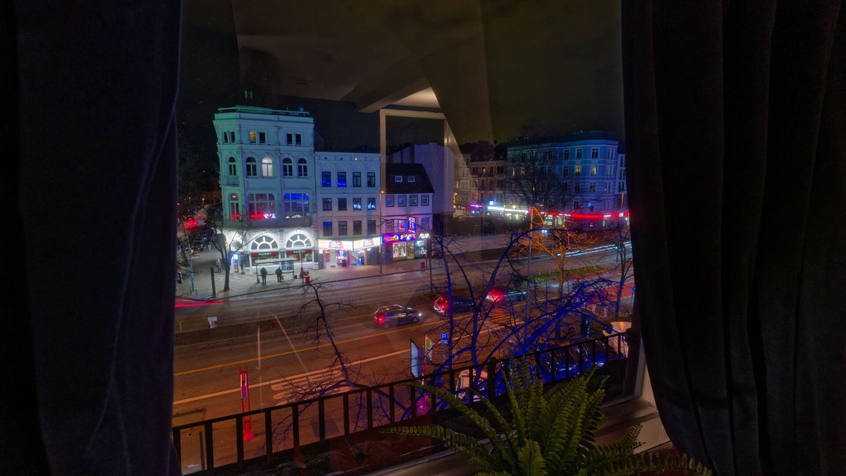 Saint Pauli Apartment | Unique Boutique Apartment directly on Reeperbahn