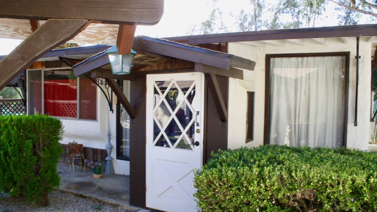 Val Verde Apartment | Unique Cabin escape into a tiny house, Dutch style