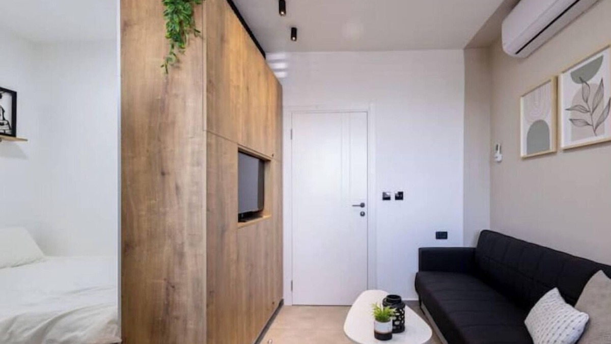 Beersheba House | Unique Central Old Town Studio Apartment