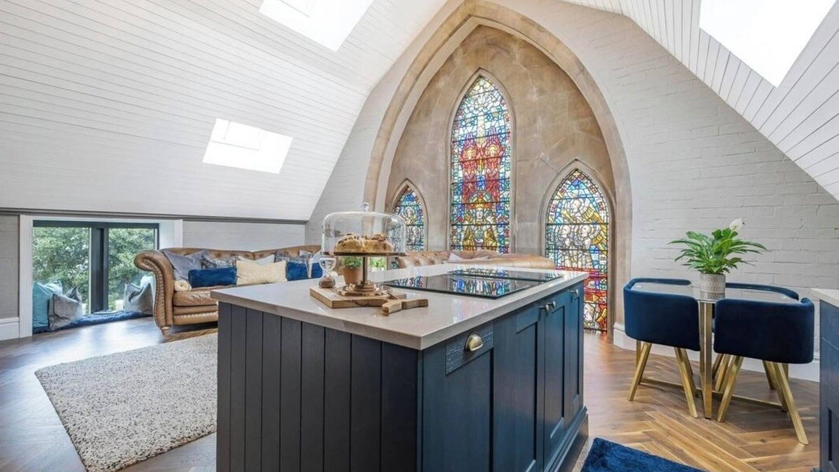 Crosby Apartment | Unique Chapel Apartment near to Crosby beach