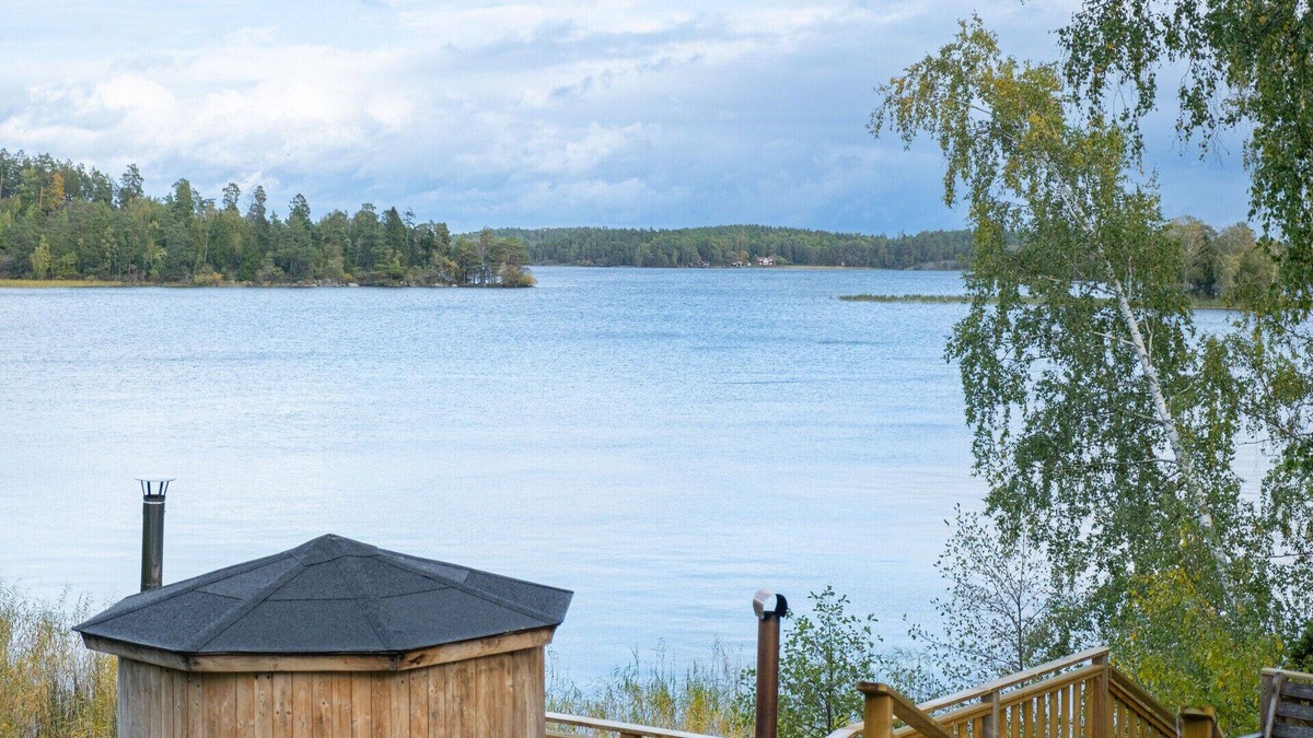Strangnas Municipality House | Unique cottage with a view of Mälaren, Mariefred | SE14020