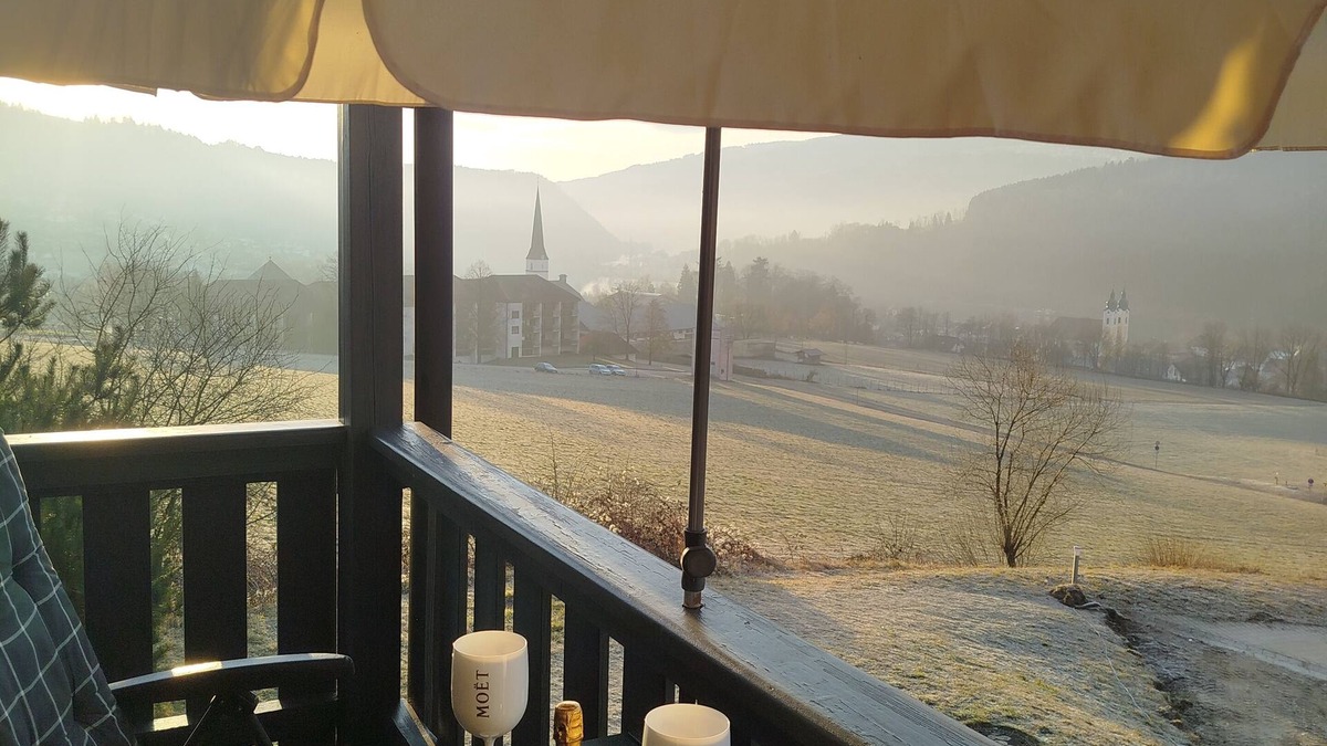 Obernzell Apartment | Unique Danube view apartment with balcony!