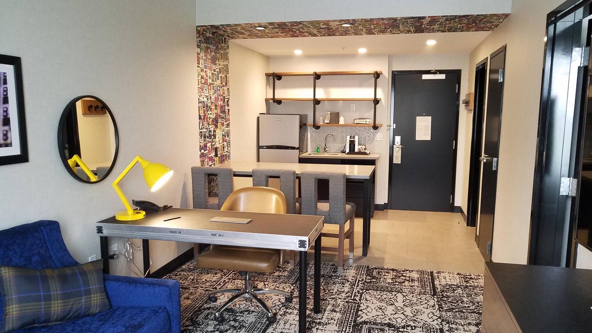 Lititz Hotel | Unique Design, King Bed-Free Wifi-Let Hotel Rock Lititz Deliver a VIP Experience