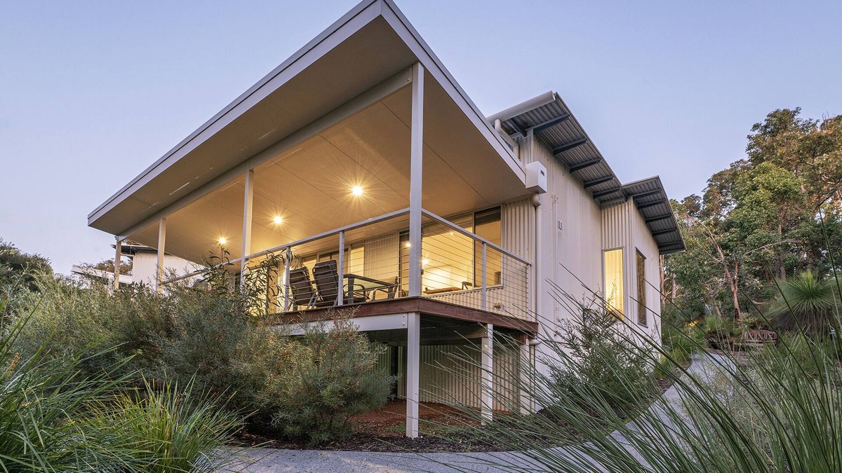 Quedjinup House | Unique Dunsborough Bushland Setting