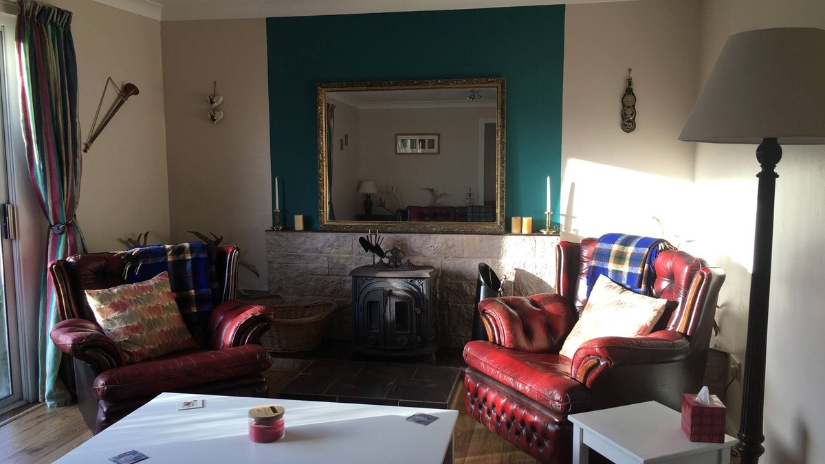 Fraserburgh House | Unique Garden Centre Country Cottage - sleeps 6
