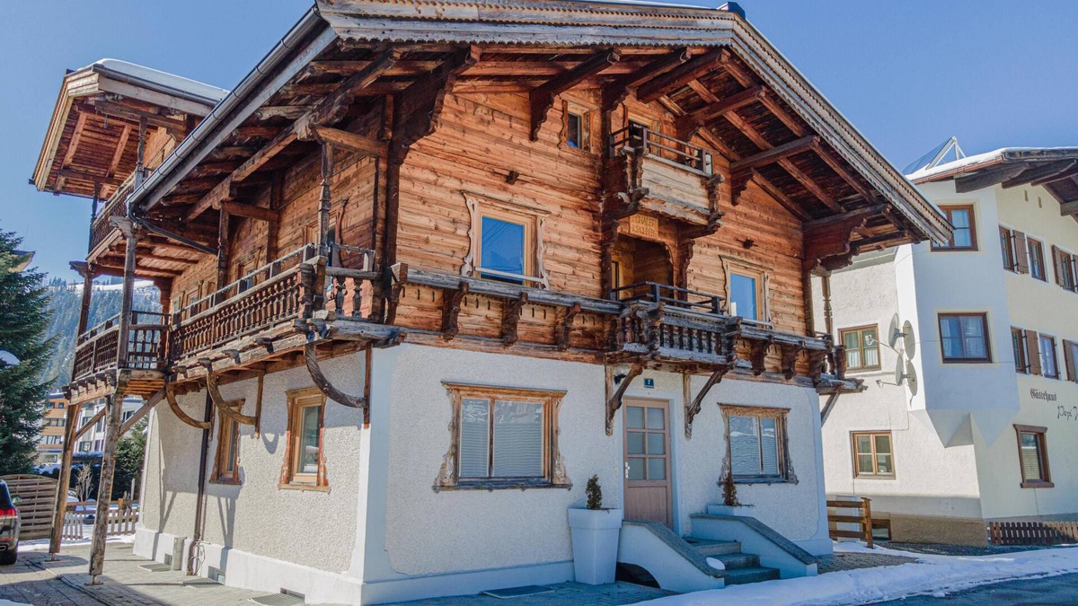 Kitzbuehel Ski Chalet | Unique group chalet with central location in Kirchberg
