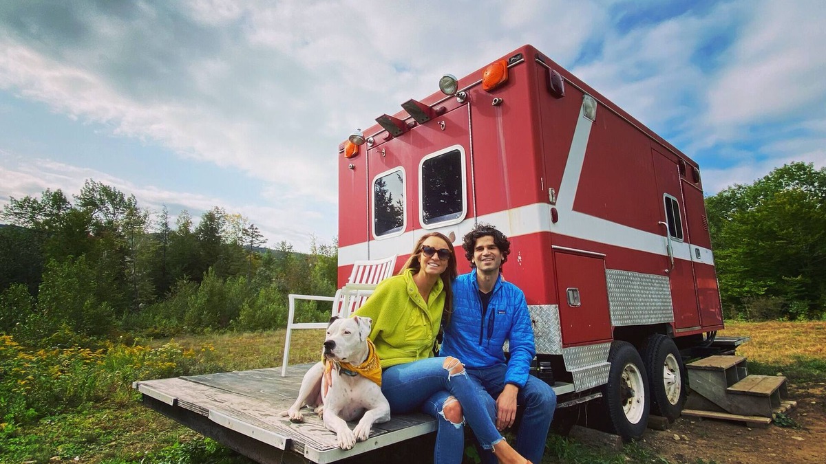 Chatham Apartment | Unique Off-grid stay in the heart of the White Mountain National Forest